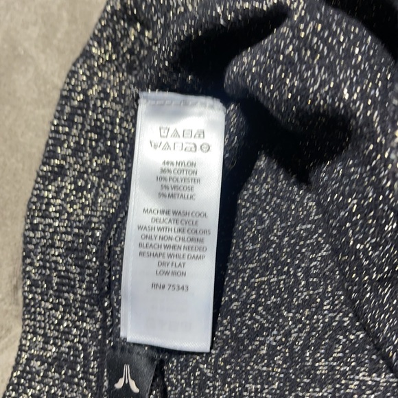 🥰🥰Nanette Lepore Metallic Shimmer Skirt🥰🥰 - Picture 7 of 10